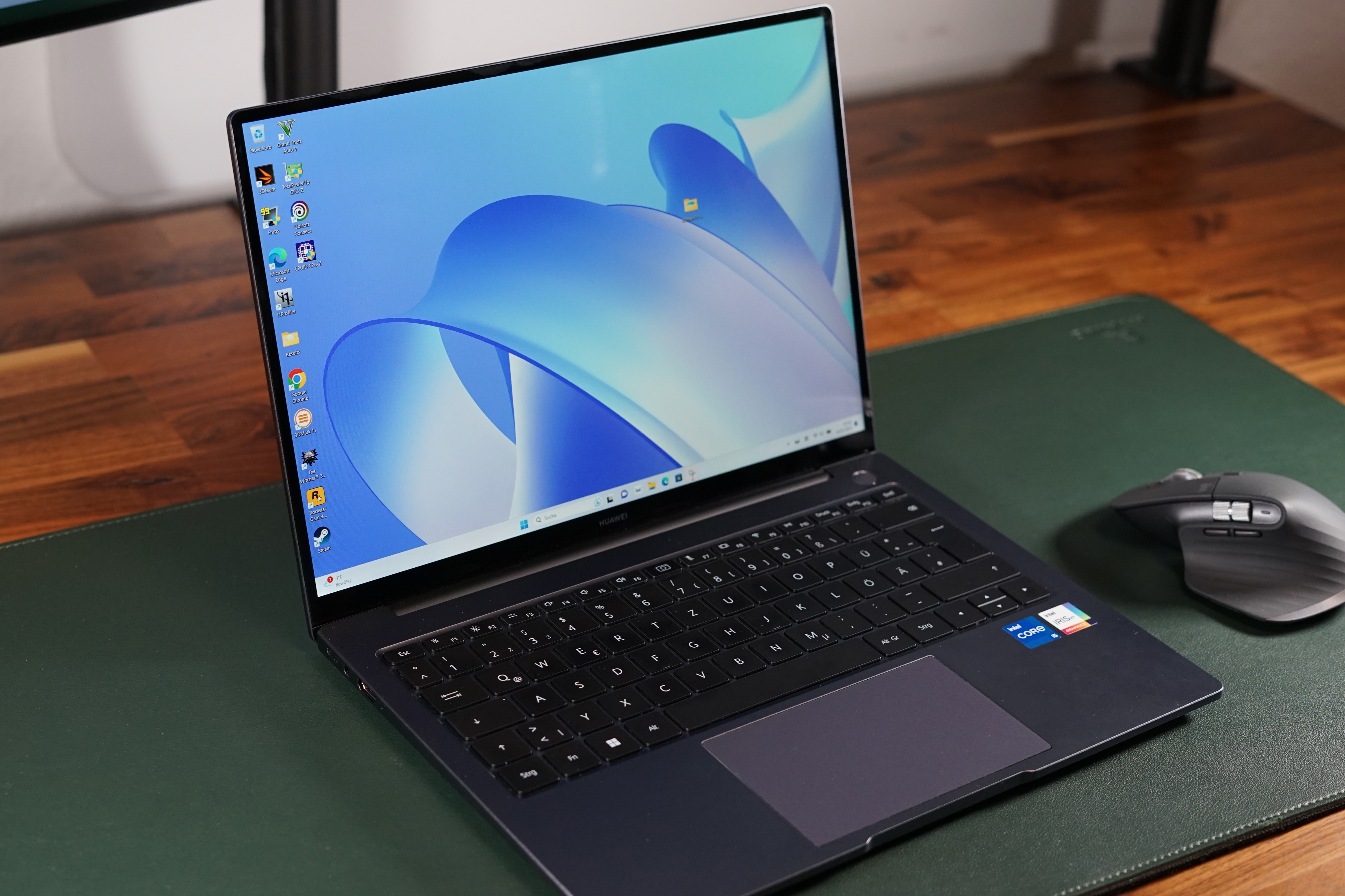 The Huawei MateBook 14 Steps Up As a Contender for the MacBook Air