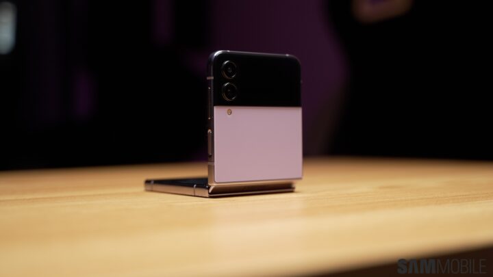 Galaxy Z Flip 4 review 2