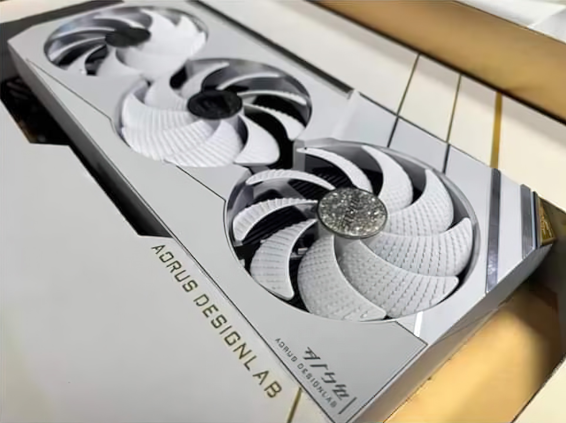 AORUS Unveils GeForce RTX 4080 SUPER Xtreme ICE GPU: White Aesthetics, Highest OC of All 4080 SUPER's at 2.8 GHz 1