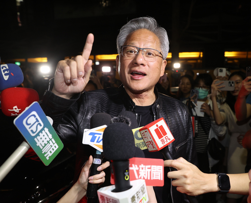 NVIDIA CEO Calls Taiwan "One Of The Most Important Countries" Amid His Visit To The Local Streets 1