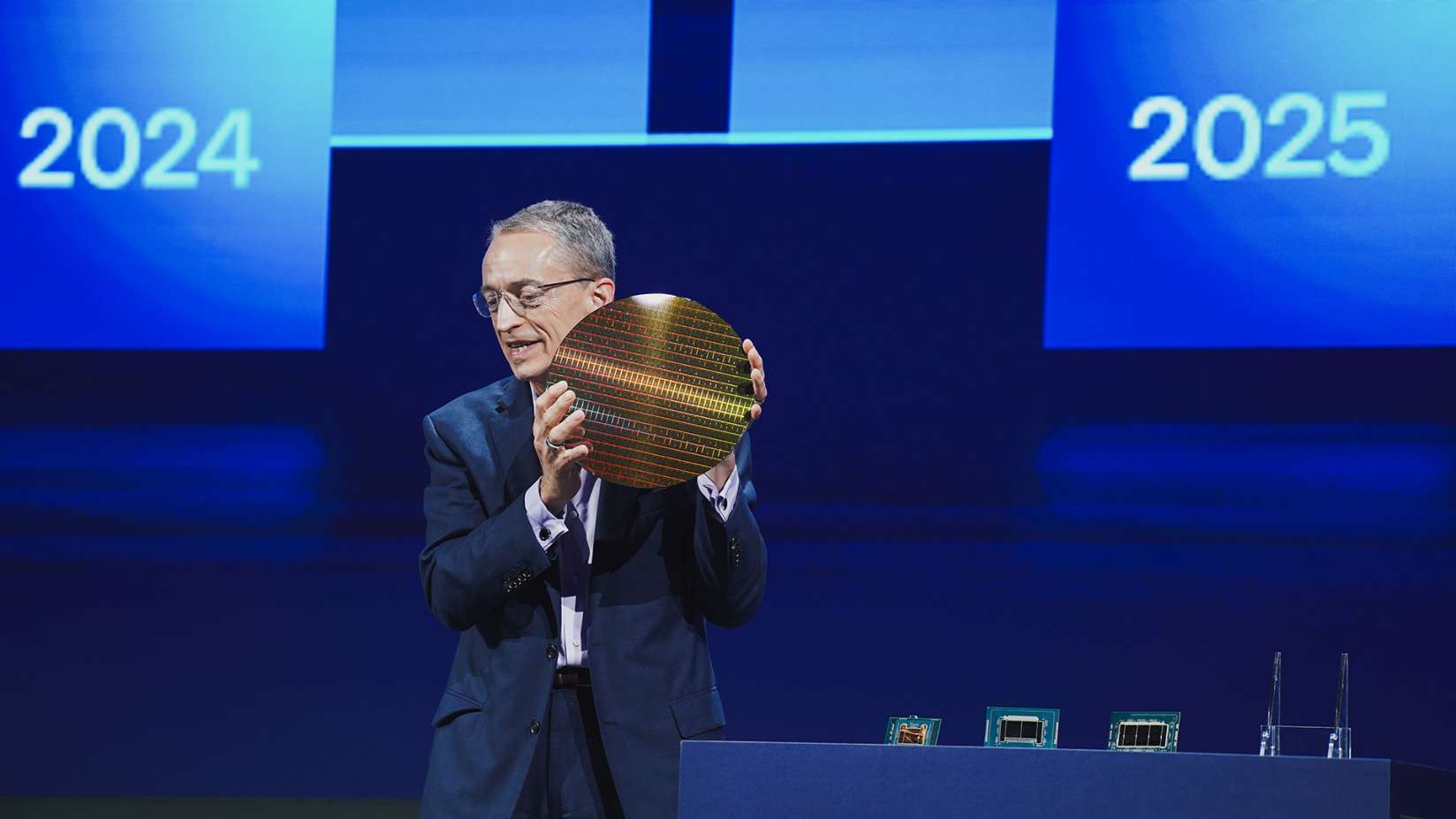 Intel 3 Process Node Detailed: 18% More Performance At Same Power, 10% Higher Density, Shipping With Xeon 6 CPUs Now 1