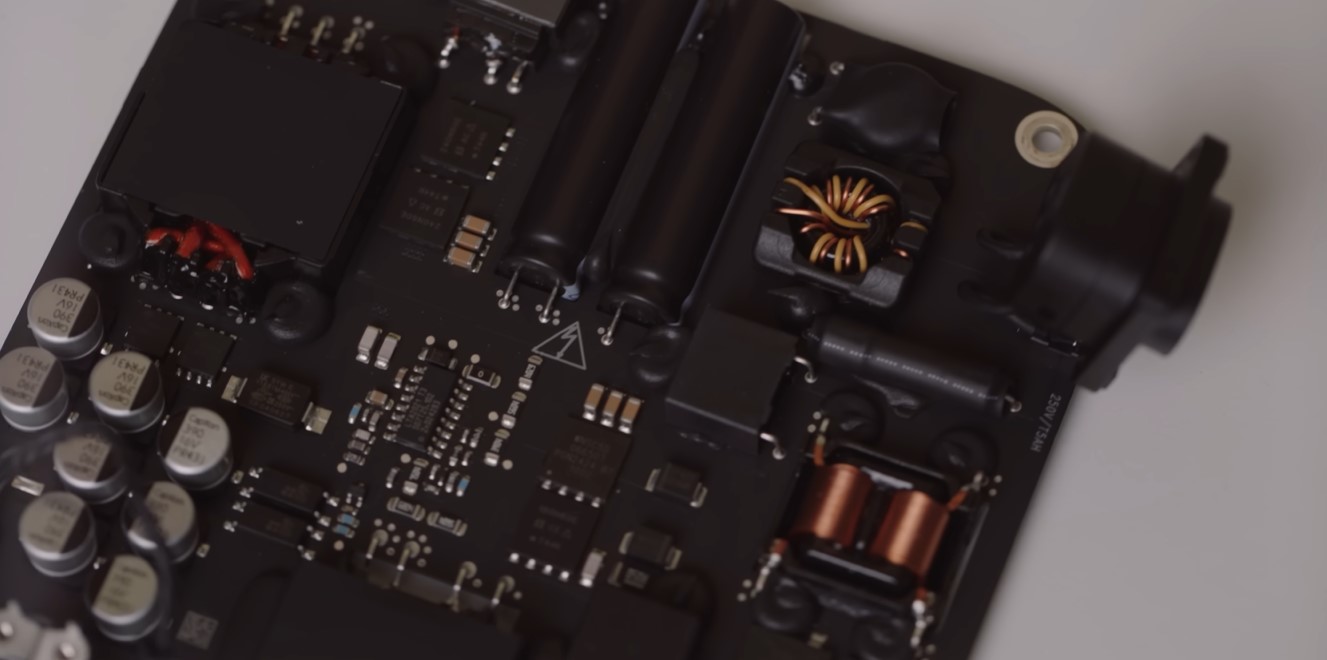 Apple's redesigned Mac mini PCB has cutouts to reduce its size