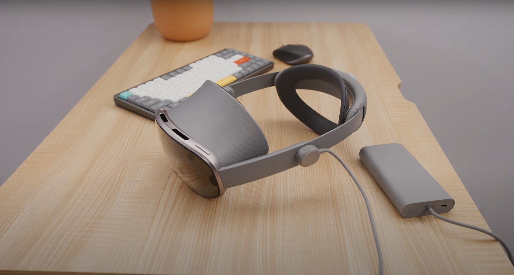 Galaxy XR headset codenamed 'Project Moohan' gets its first hands-on video