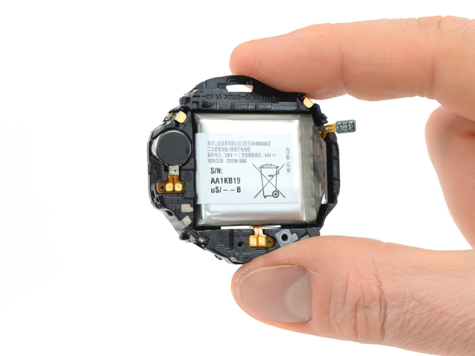 Samsung to apply solid-state battery technology to smartwatches, earbuds and rings from next year
