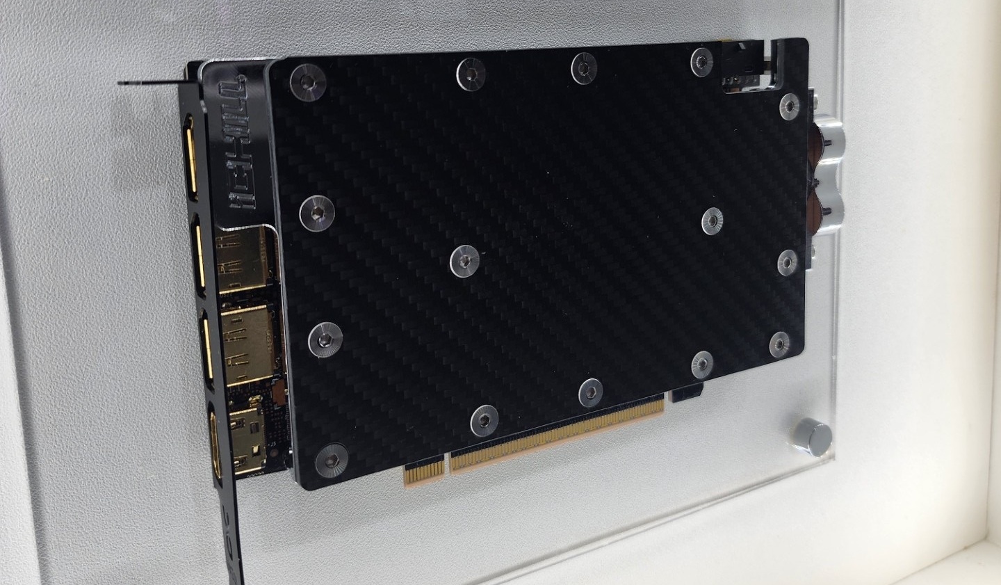 Inno3D Upgrades Its RTX 50 Liquid-Cooled Lineup With RTX 5090 & RTX 5080 iChill Frostbite Pro Variants, Single-Slot Designs 1