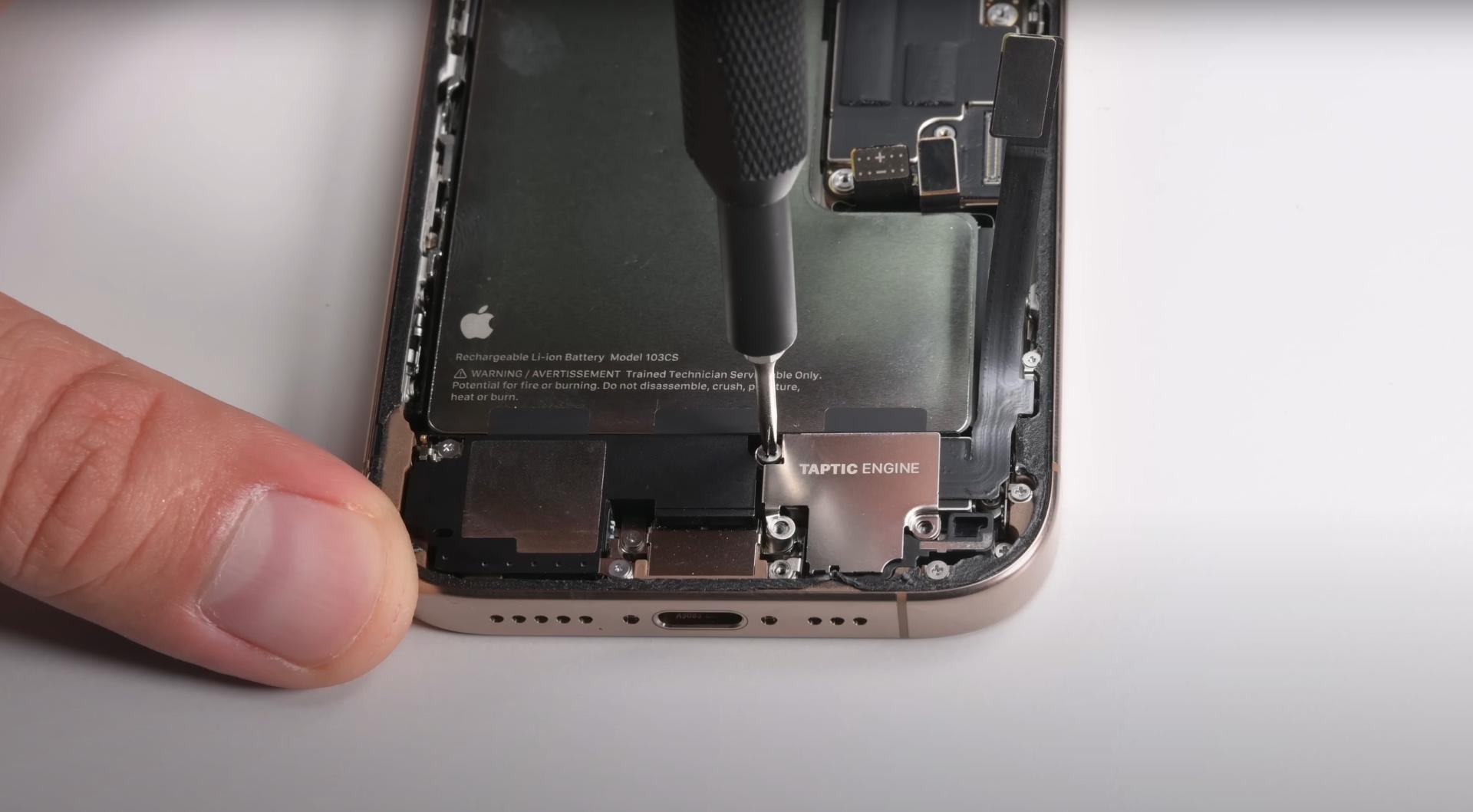 iPhone 17 Pro battery design leaked