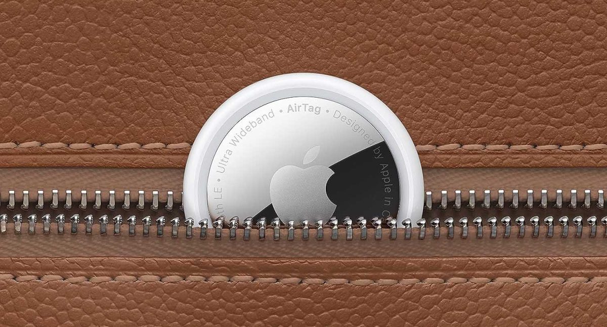 Apple AirTag tracked stolen luggage to LAX suspect who was later caught wearing the victim’s clothes.