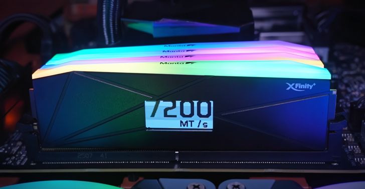 XFinity memory module with RGB lighting displays 7200 MT/s on a benchmark screen.