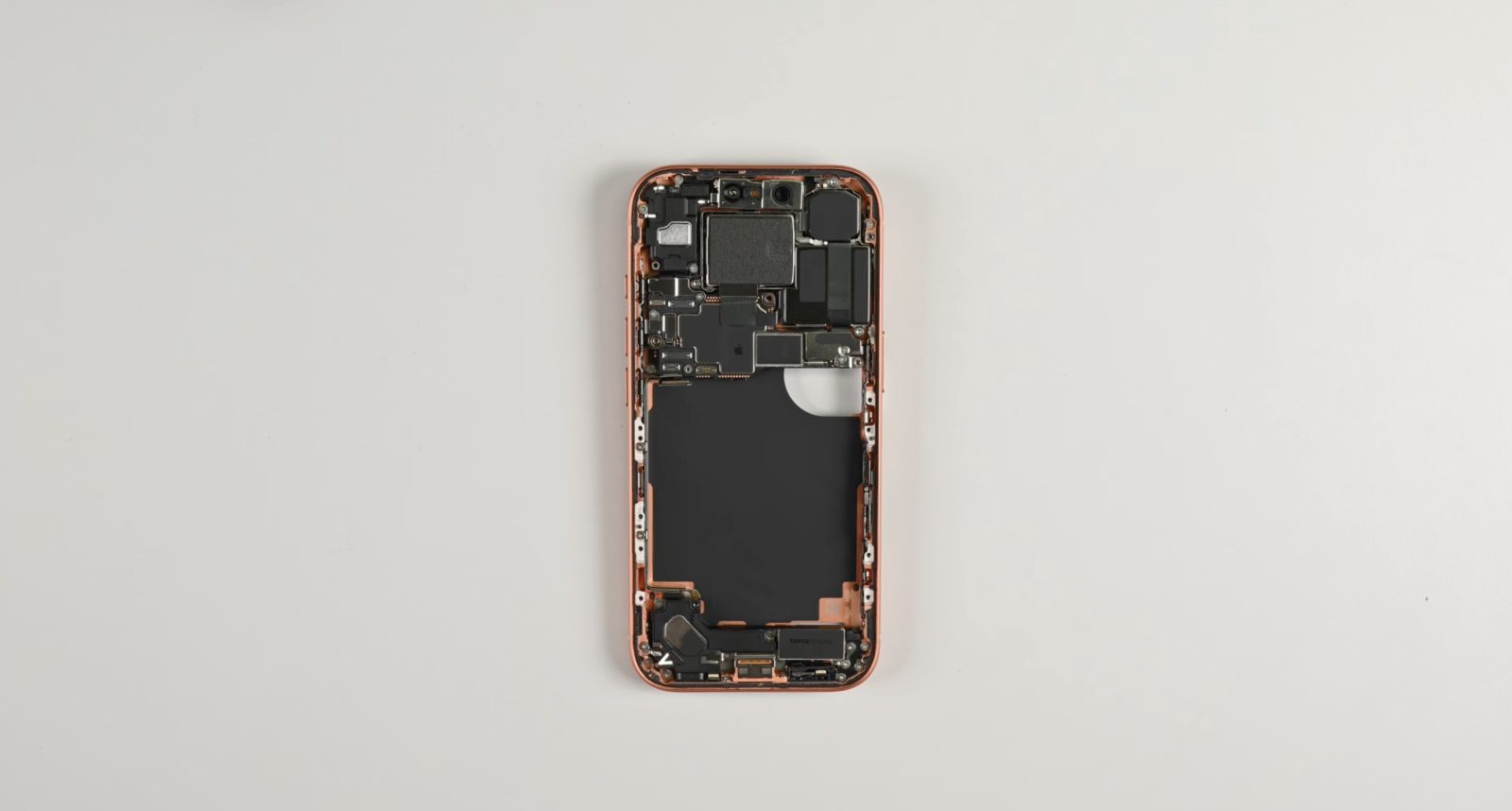 iPhone 17 Pro teardown reveals major internal changes