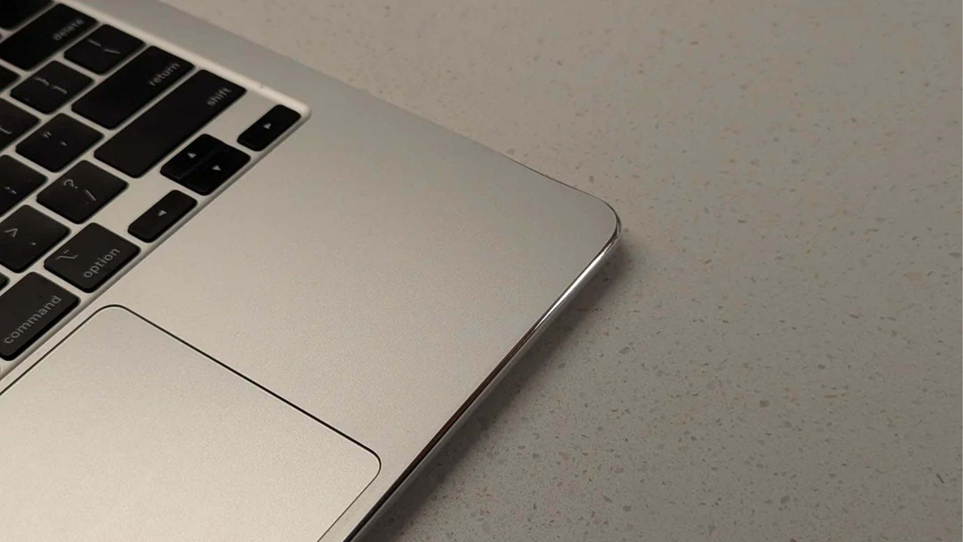 M3 MacBook Air sharp edges mod