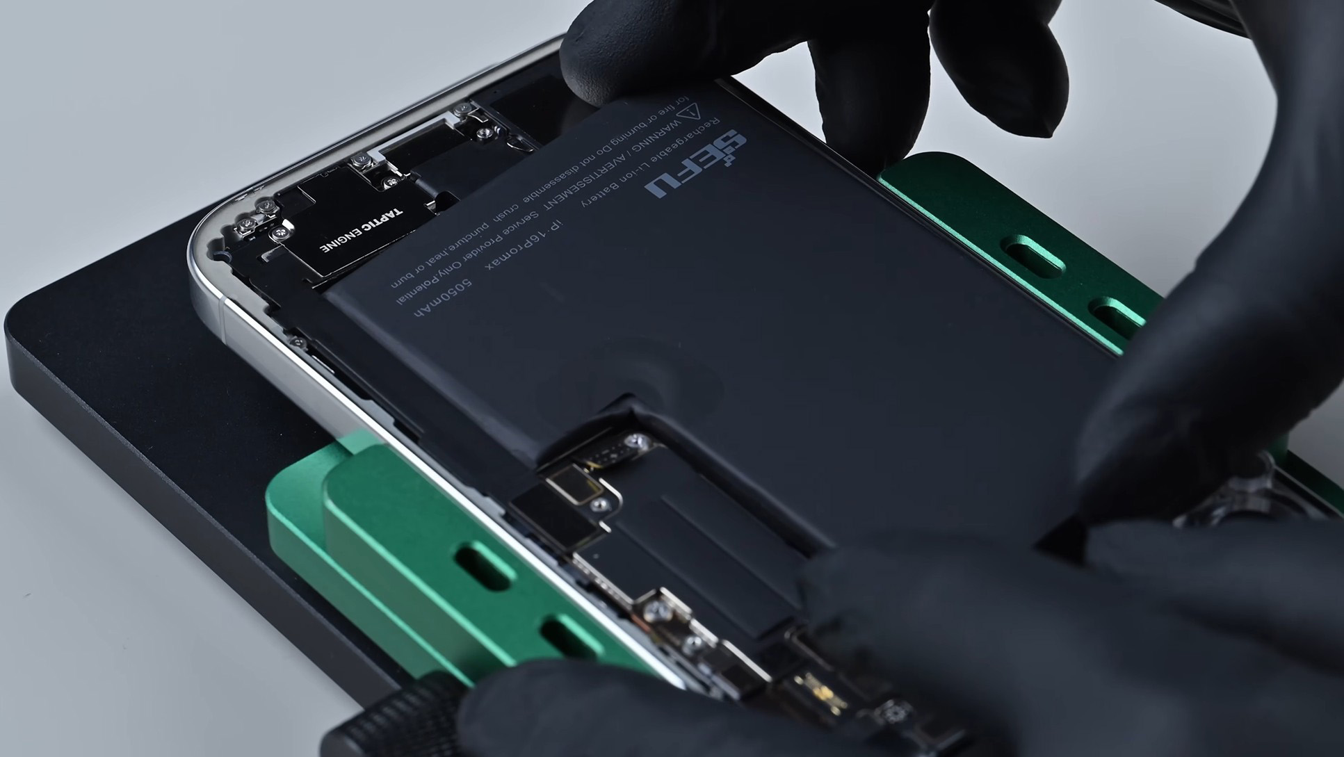 iPhone 16 Pro Max battery modification gives it a higher capacity than the eSIM version of the iPhone 17 Pro Max