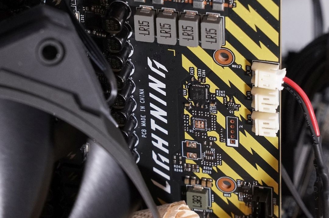 MSI RTX 5090 Lightning Z Hits GPU Frequency Record of 3.75 GHz, Up To 2500W BIOS "XOC", Achieves 1st Place In Several GPU Benchmarks 1