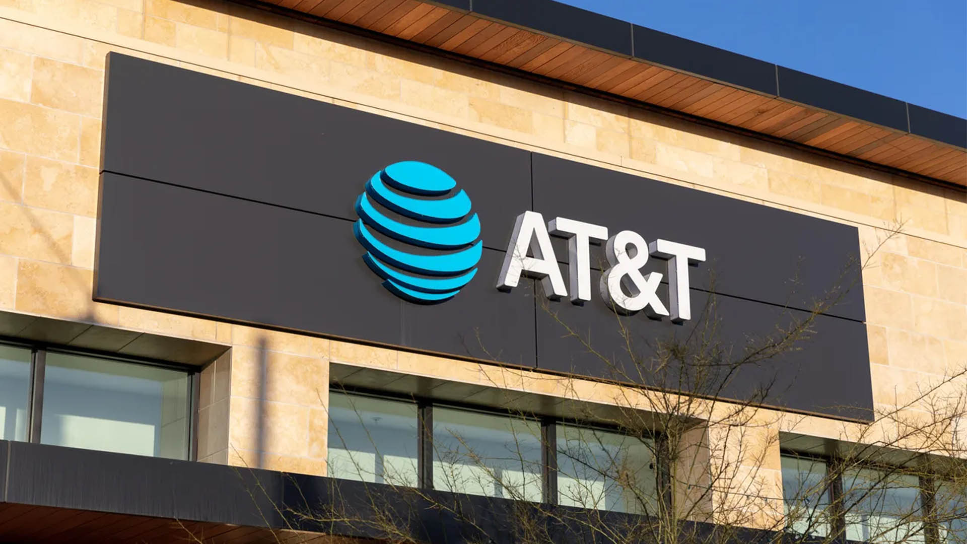 AT&T tricked a disabled person into a $35/month offer, then charged him a ludicrous sum